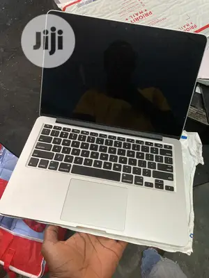 Laptop Apple MacBook Pro 8GB Intel Core I5 SSD 256GB
