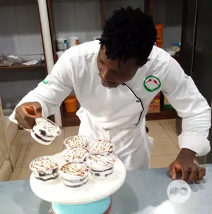 Pro Chef "Pastry Chef, Desserts, Bakerys"