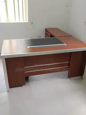 Italian Executive Office Tables 1.6mtrs With Extension