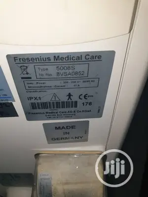Fresenius 5008s Dialysis Machine