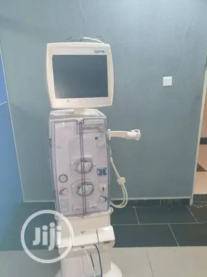Fresenius 5008s Dialysis Machine
