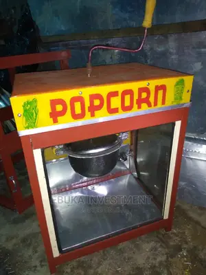 Gas Popcorn Machine in Showglass 4