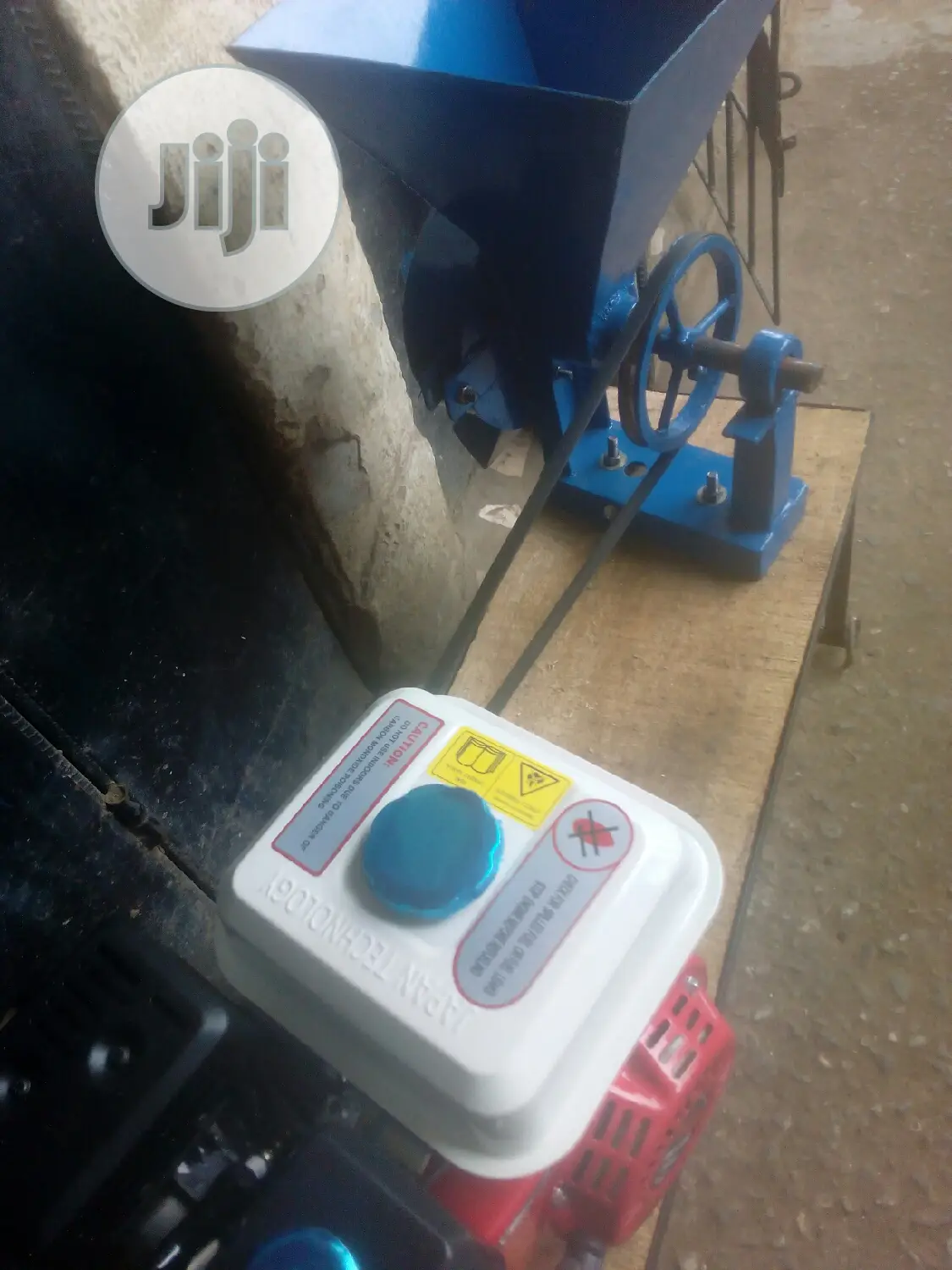 A Set Of Grade A Grinding Machine
