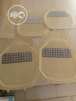 Universal Floor Mat