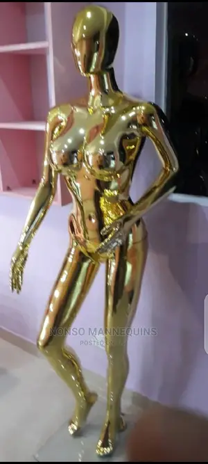 Busty Big Gold Chrome Female Faceless Mannequins