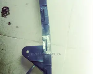 Headlamp Hook / Bracket Honda Civic 2017