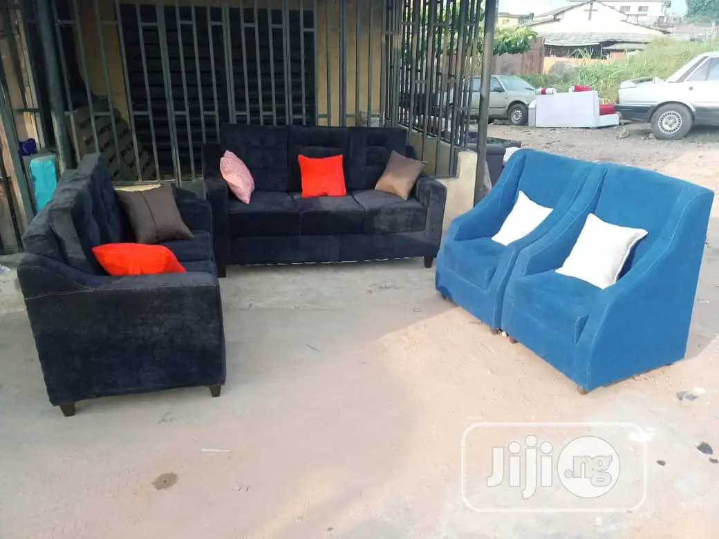 L Shape Sofa And Table