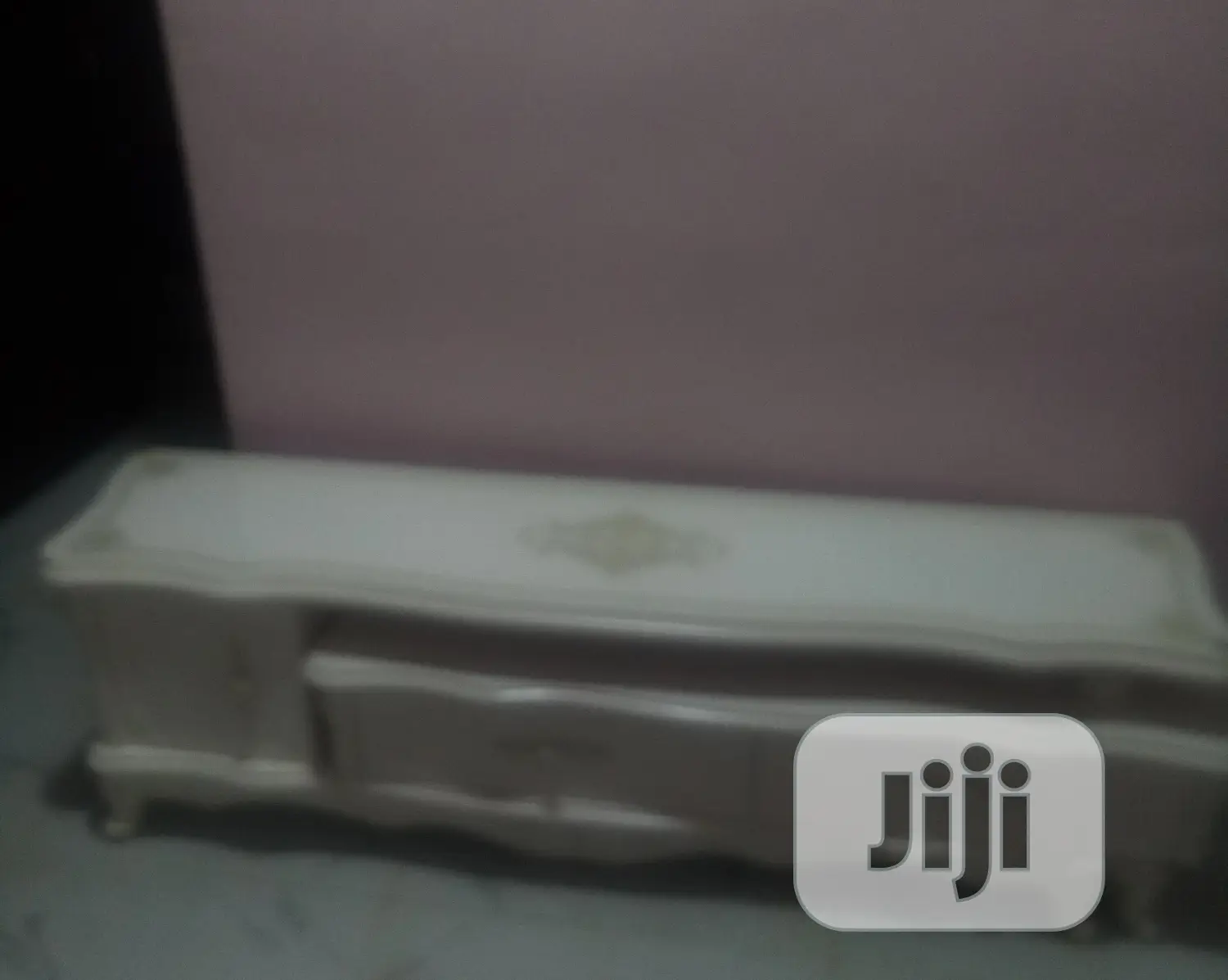 Tv Stand (Royal)