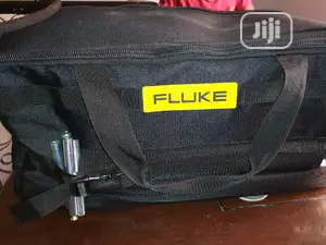 Fluke 1623-2 Digital Earth Resistance Tester