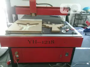 Wood Cnc Router Engraving Machine With 4.5kw Spindle