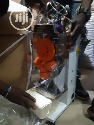 Automatic Orange Extractor