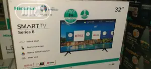 32" Smart Hisense Television