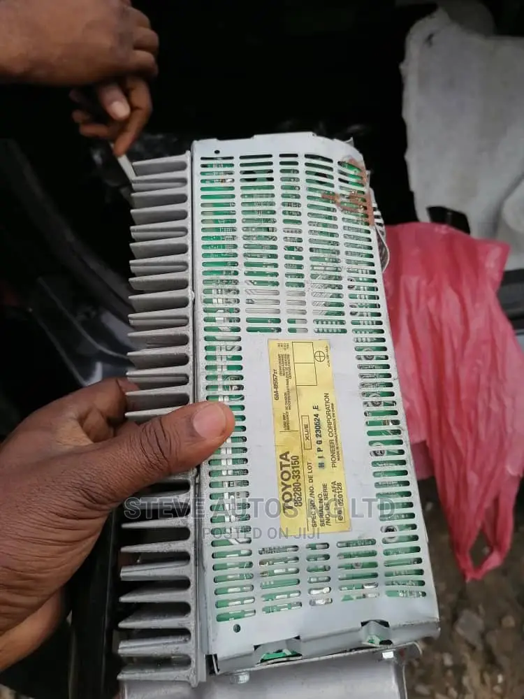 Toyota Highlander Amplifier