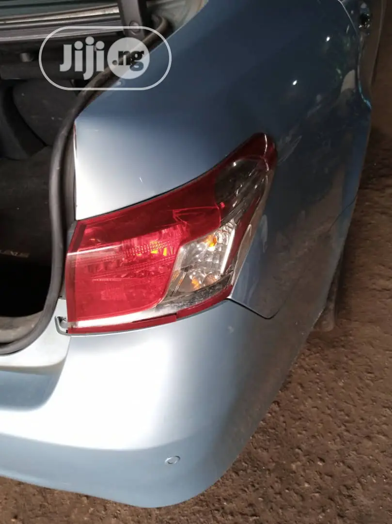 Back Light Lexus ES 2010 Model