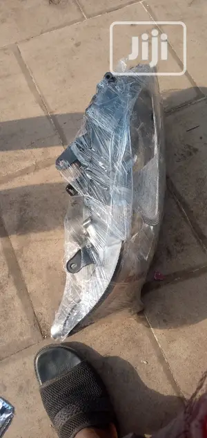 Head Lamp RX 350 2010