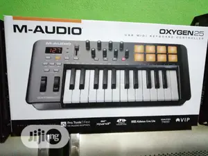 Higjer Quality M- Audio Studio Keyboard