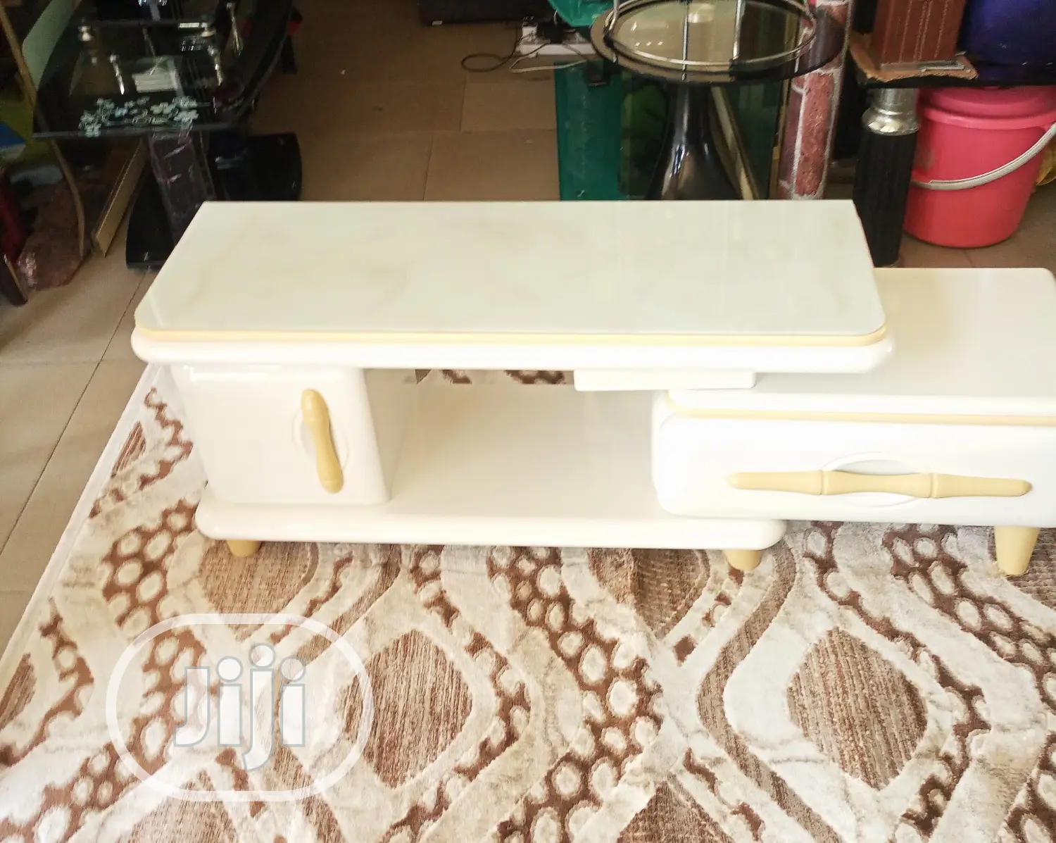 Tv Stand (Adjustable)