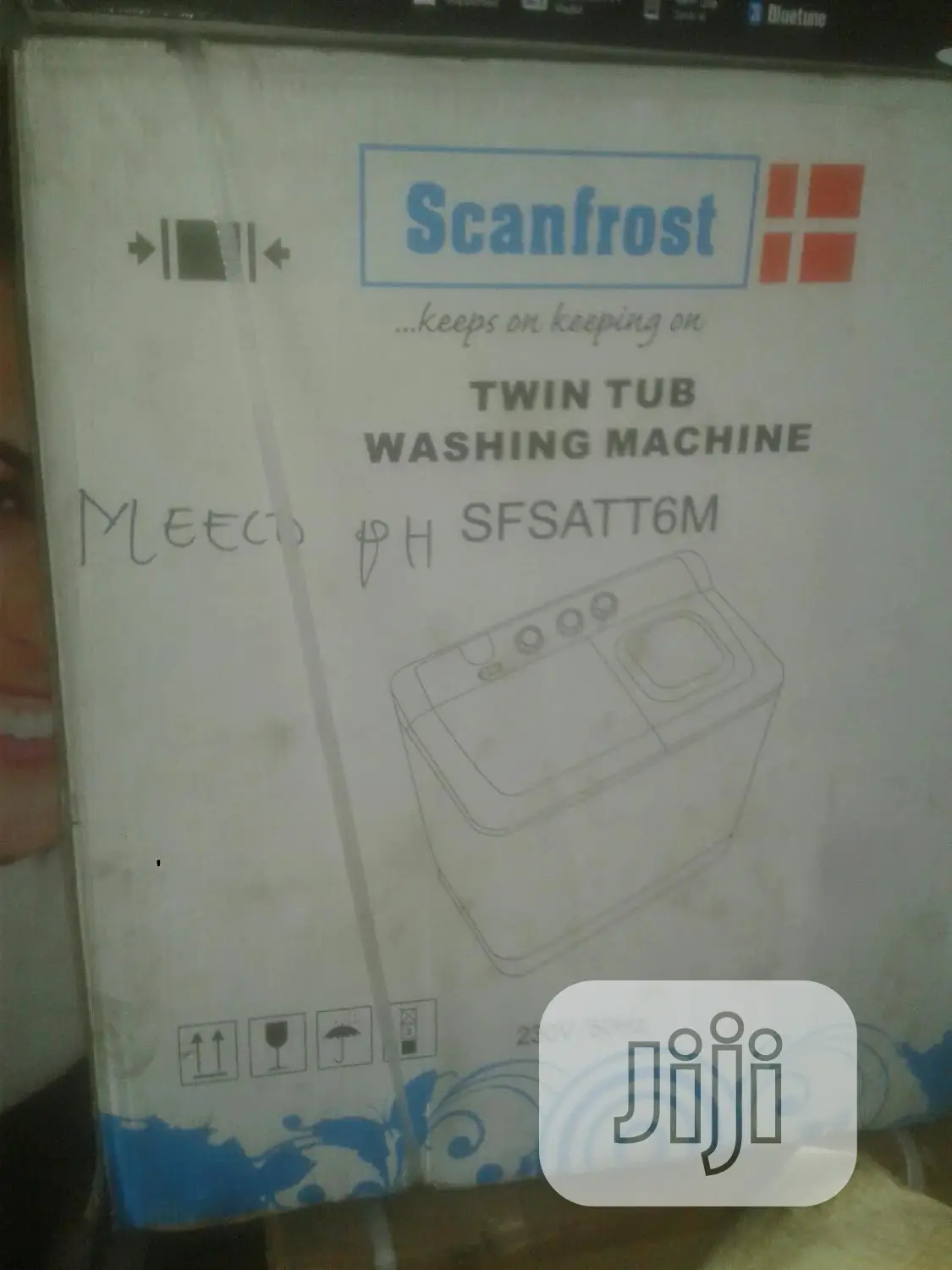 Scanfrost Washing Machine. 6kg