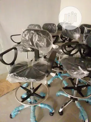 Cashier Chair