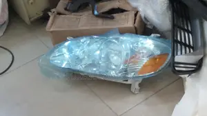Corolla 2005 Model Headlamp