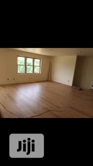 Laminated Woodenfloor
