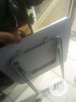 Foldable Table