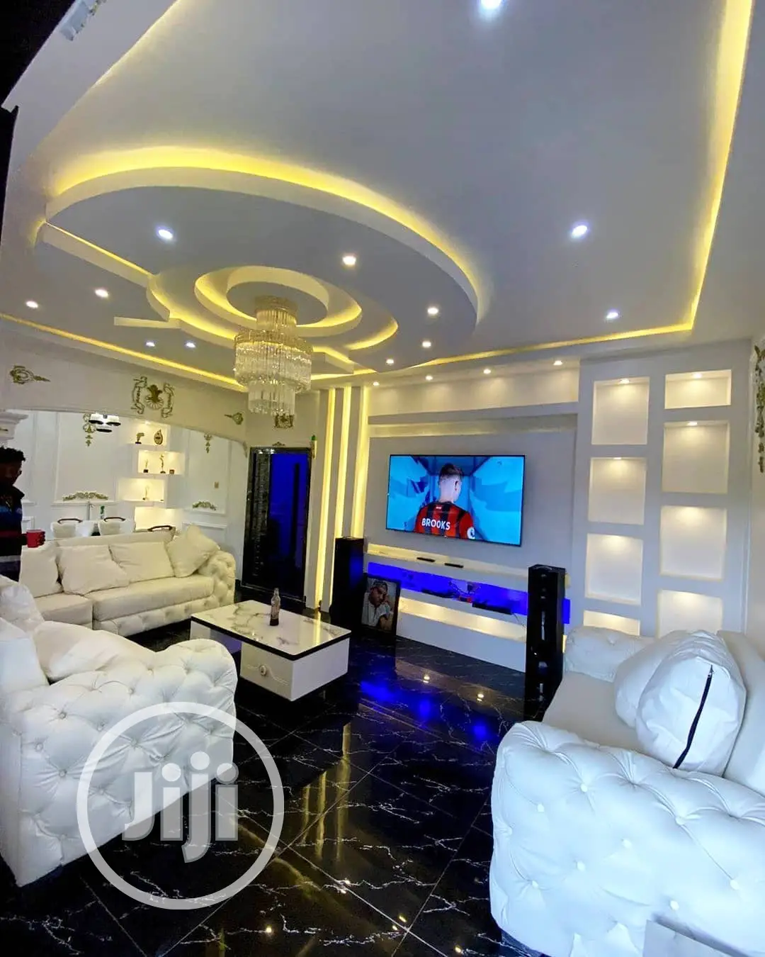 Pop Ceiling Design With Interior Finishing