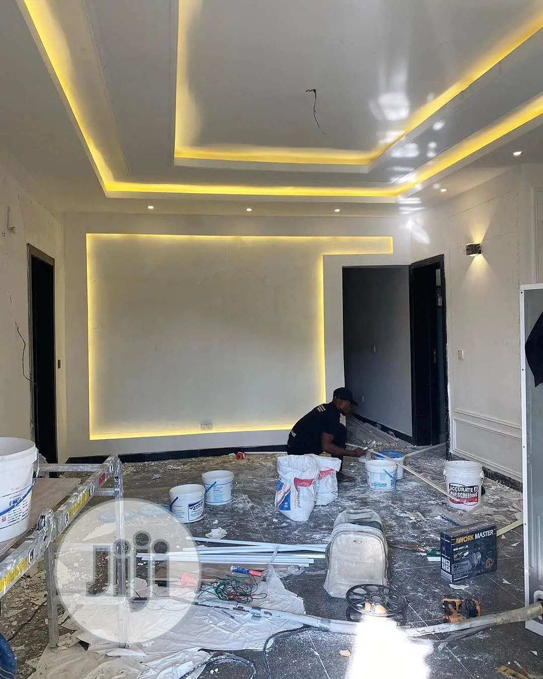 Pop Ceiling Design With Interior Finishing