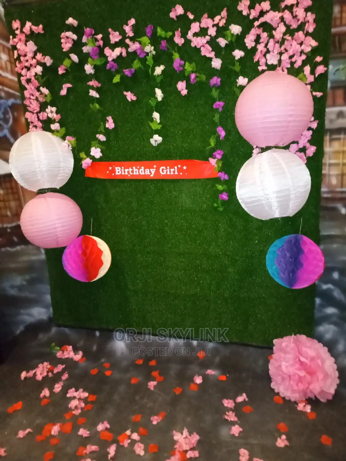 Artificial Green Wall Flower
