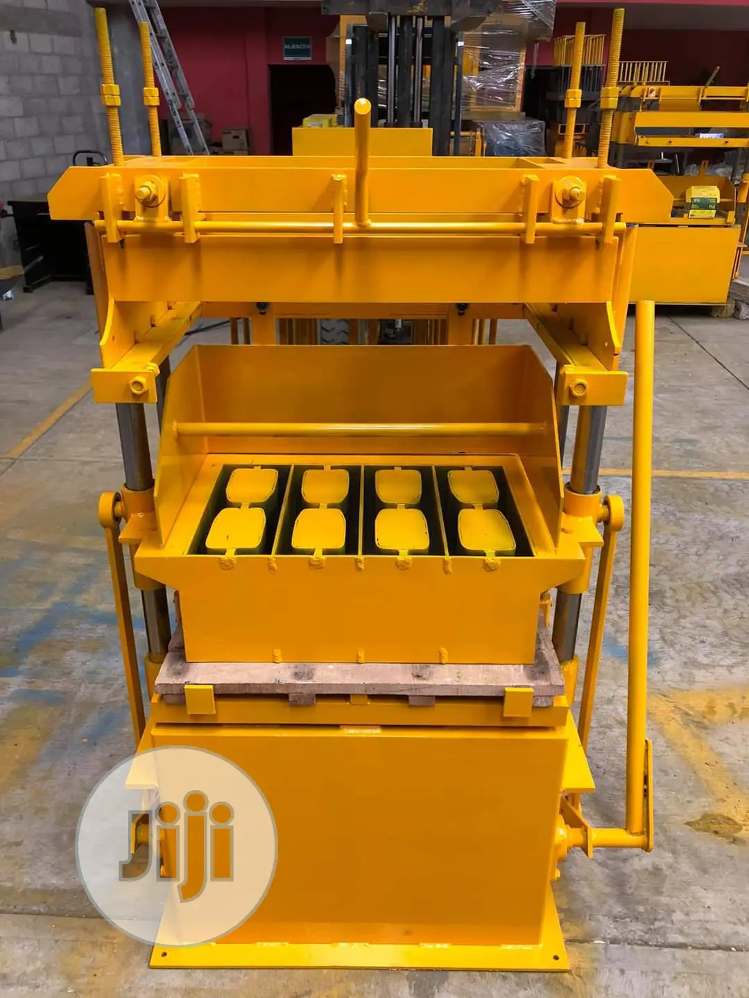 Complete Line Concrete Block Molding Machine