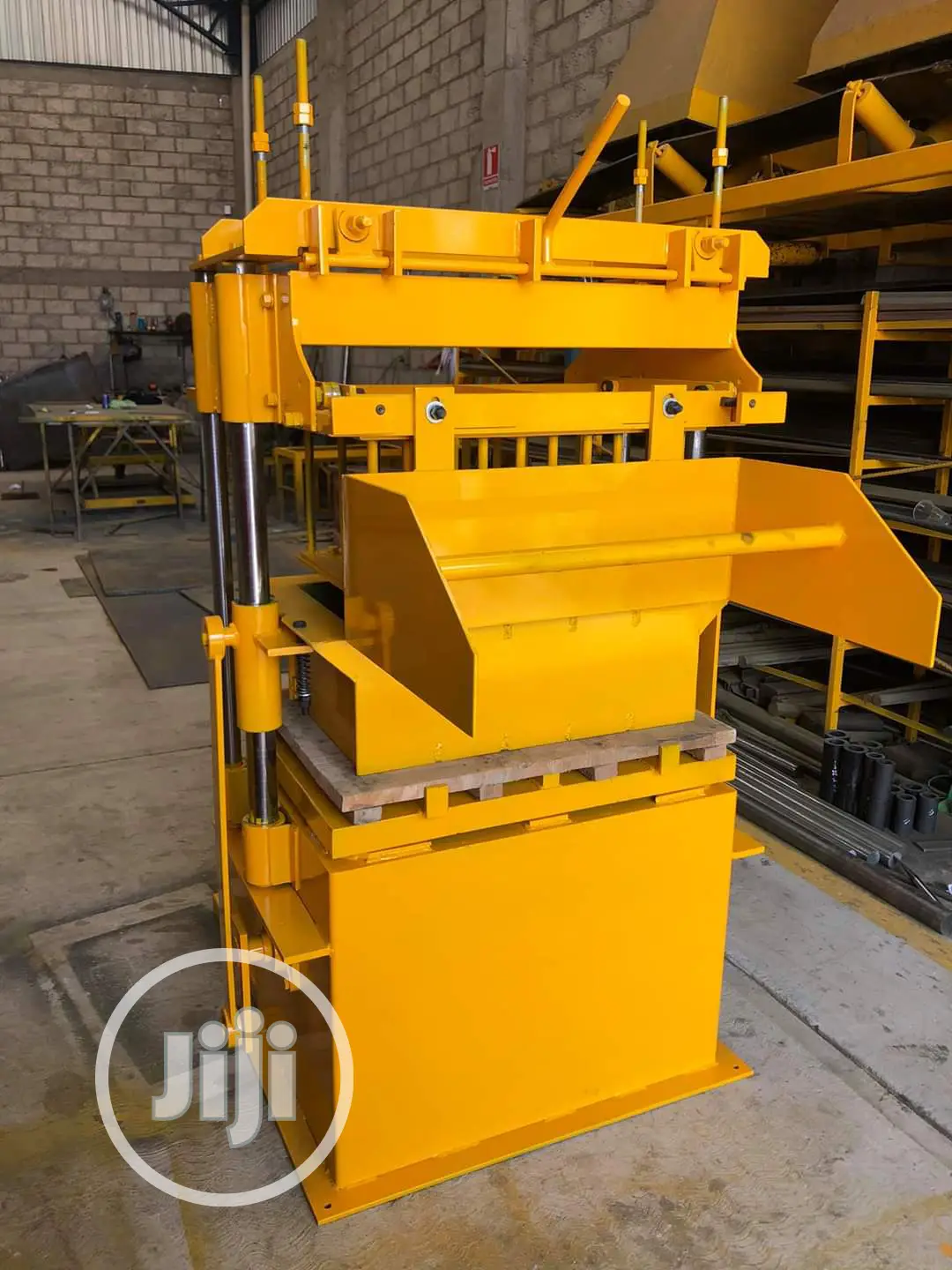 Complete Line Concrete Block Molding Machine