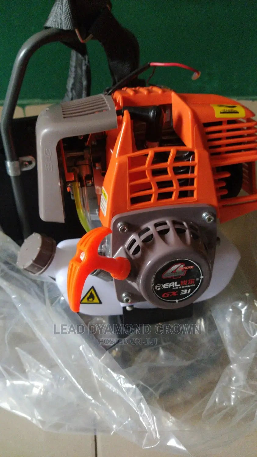 Weeding Machine/Brush Cutter ( 4 Strokes Engine)