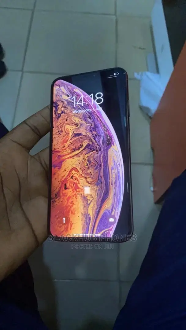 Apple iPhone XS Max 64 GB Gold