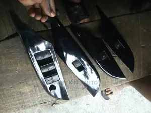 Pressing Bottons for Toyota Hilux 2022