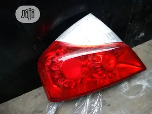 Nissan Ifinity M35 Back Light