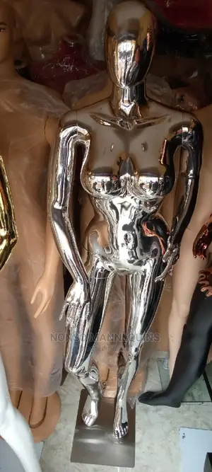 Big Breast Silver Chrome Display/Fashion Mannequins