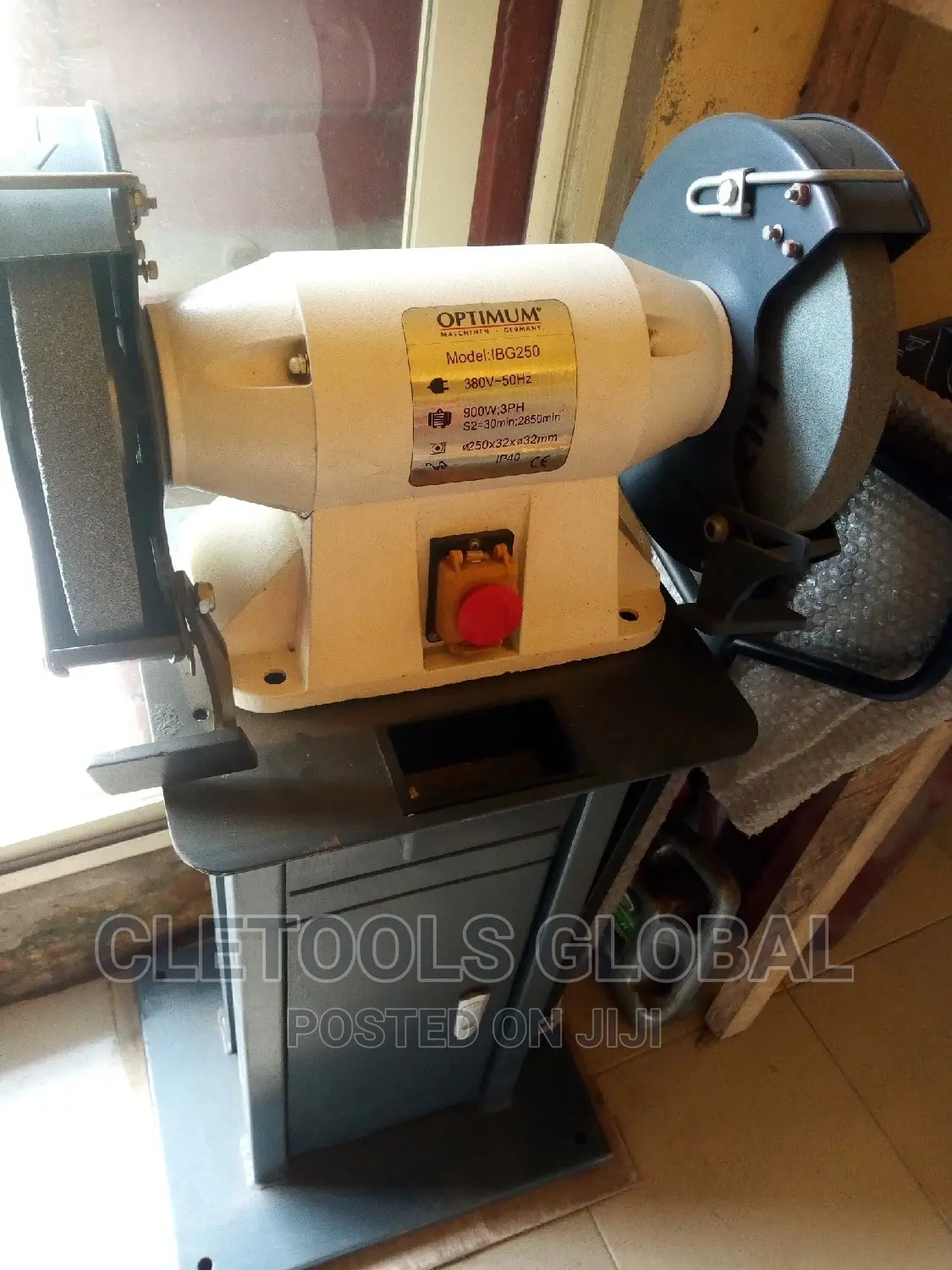 Electric Bench Grander With Standing