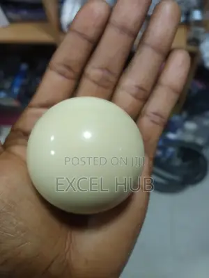 White Ball Medium