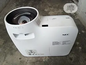 Nec Np500wsg Short Throw Projector