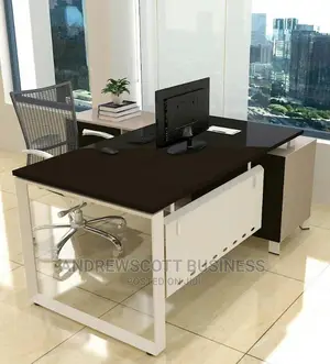 Photo - 1.8m Luxury Table