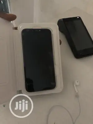 iPhone 11 Screen With 4months Guarantee
