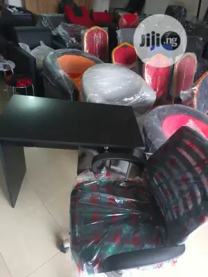 New Office Chair and Table