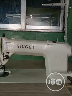 Singer Industrial Straight Sewing Machine