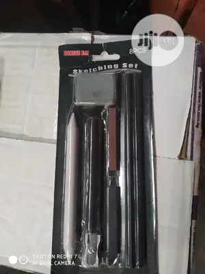Artist Sketch Set Good Quality 8pcs