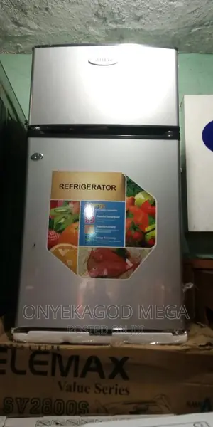 Startek Daubel Door Tabel Top Fridge