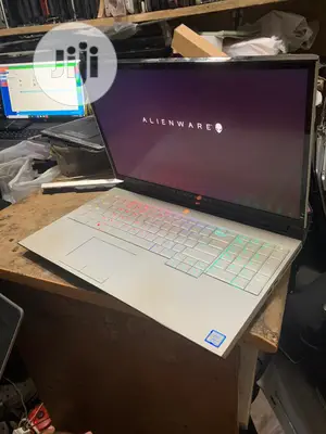 Laptop Alienware Area-51m 32GB Intel Core I9 SSHD (Hybrid) 2T