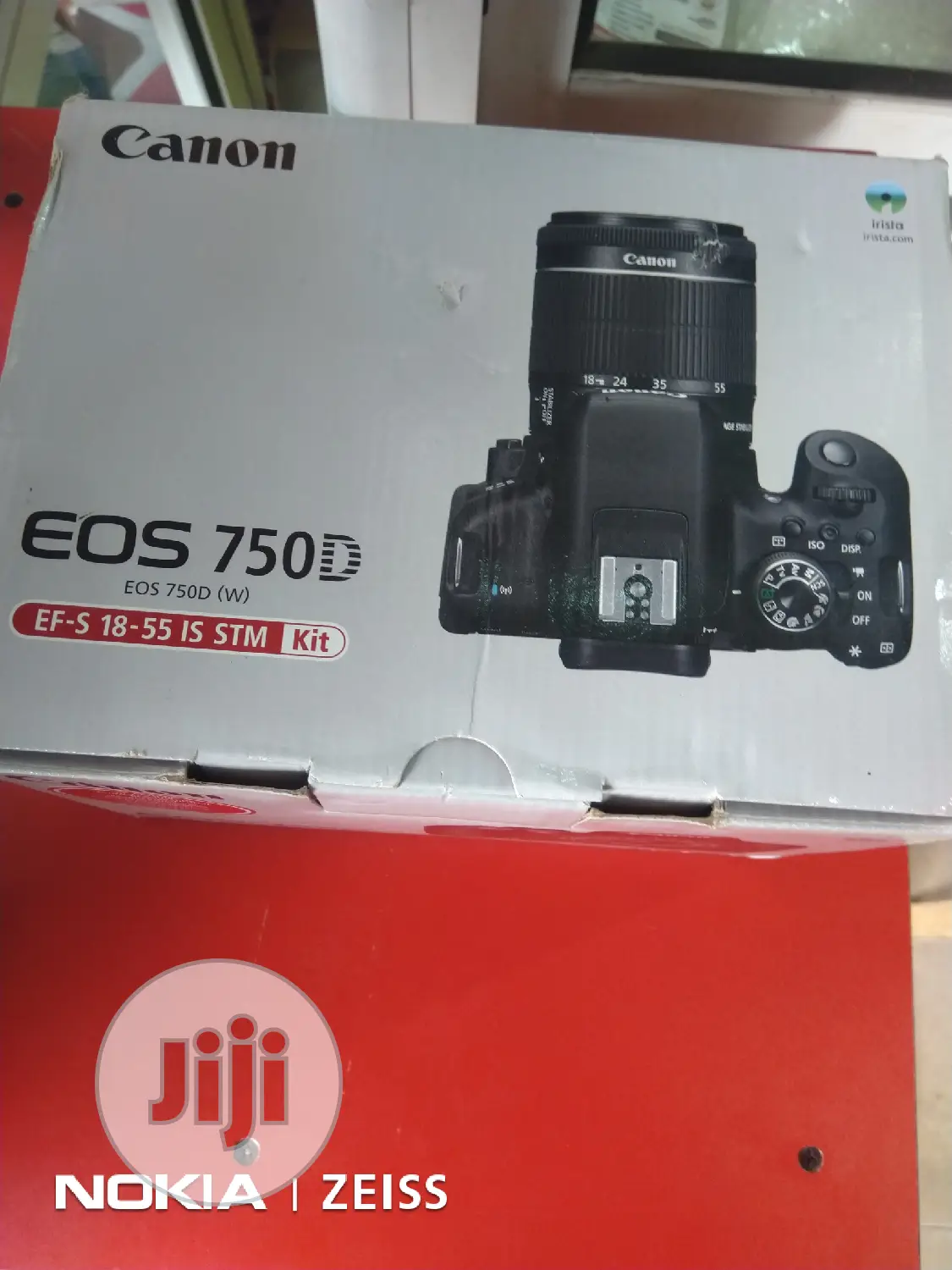 Canon EOS 750D