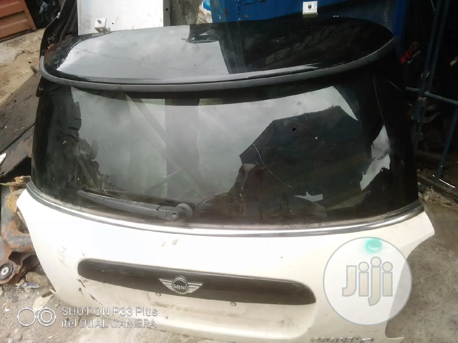 Mini Cooper Boot 2016