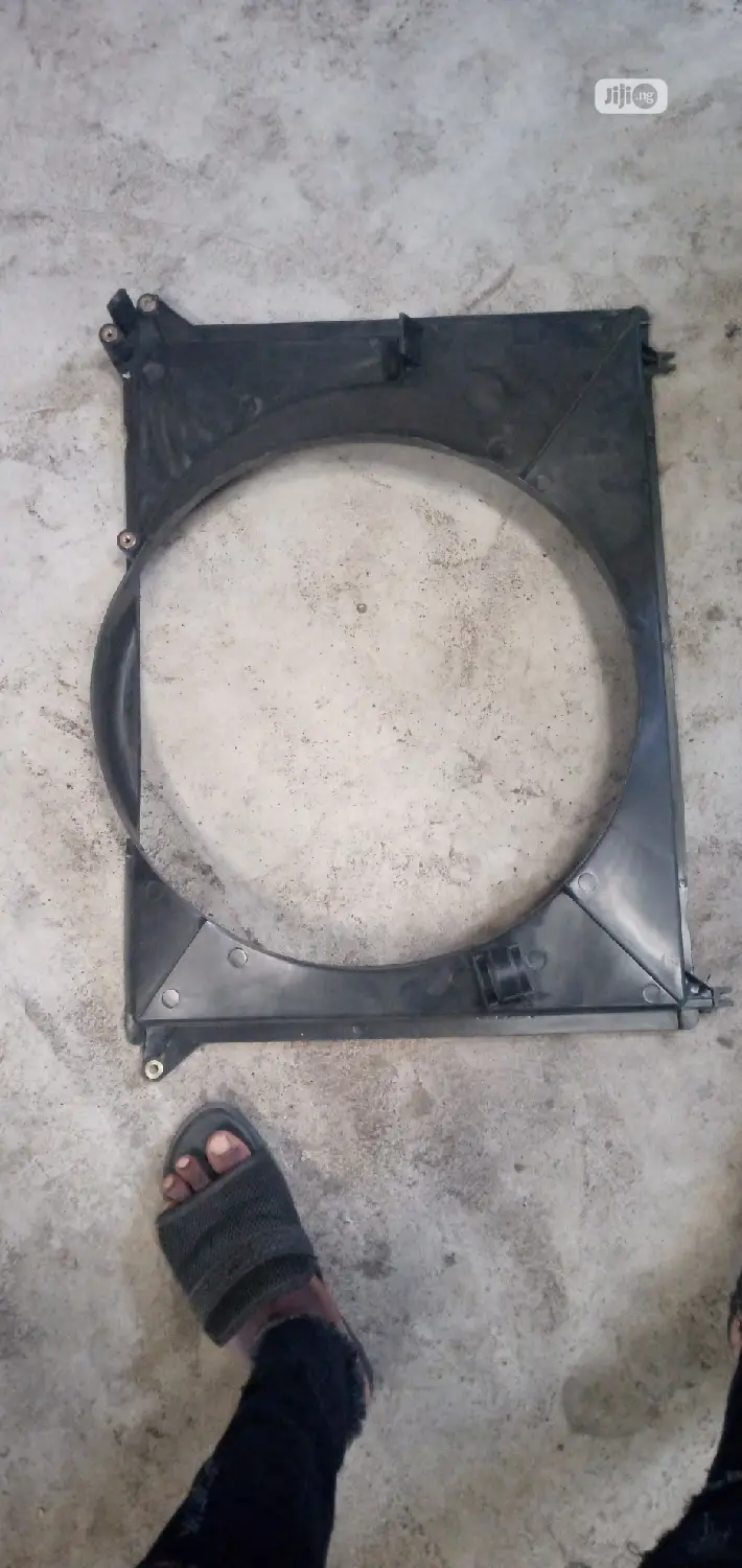 Radiator Coat Hilux
