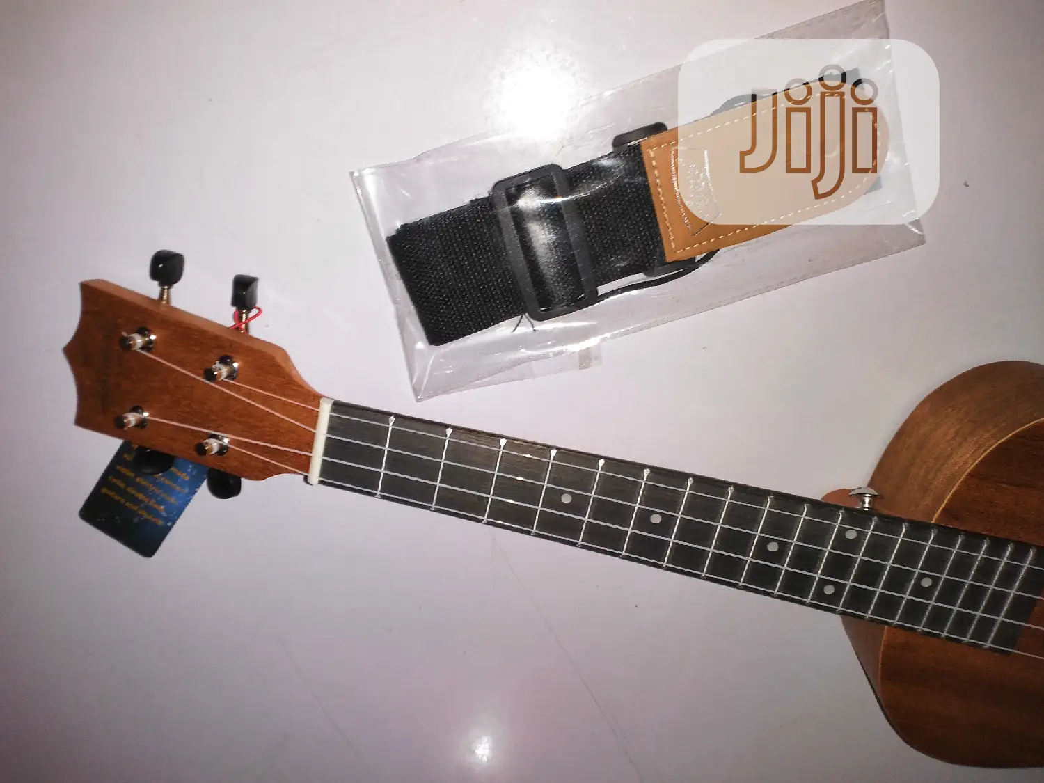 Hallmark-Uk Concert Ukulele